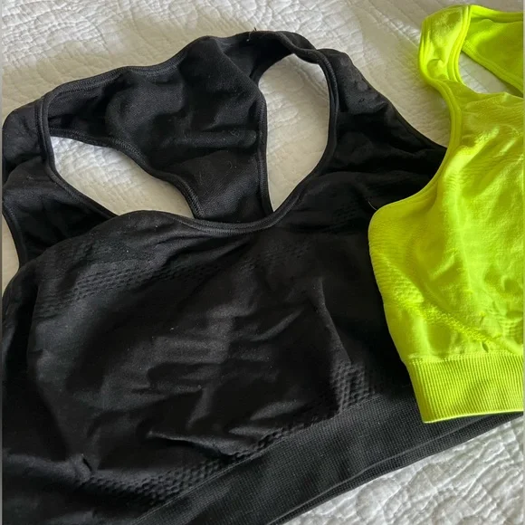 Champion sports bras - pair - size L - Picture 2 of 7